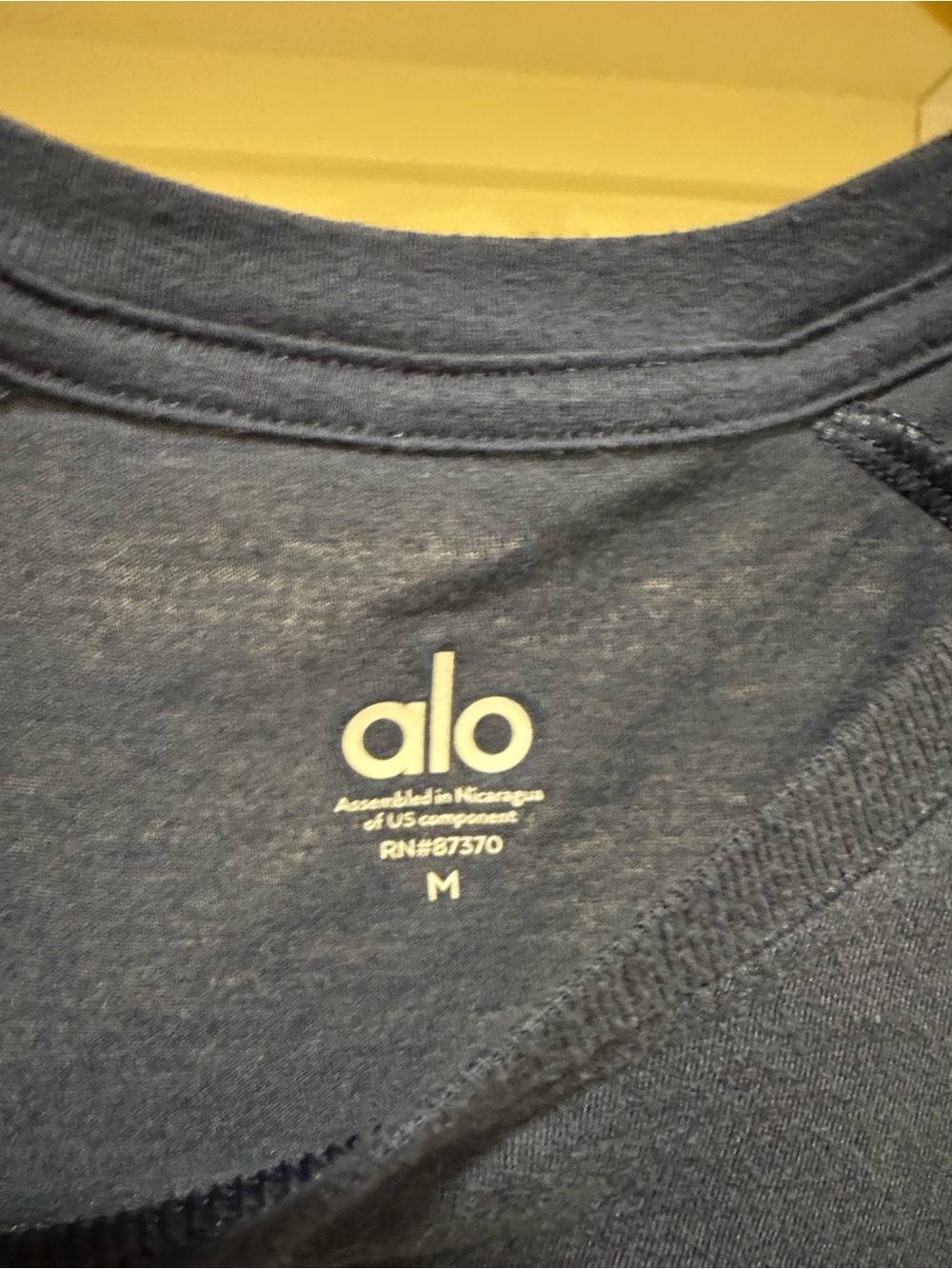 4-Pack ALO Yoga Men's Short Sleeve Crew Neck Tees | Size M - Picture 15 of 16